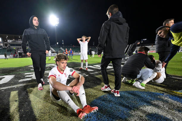 我们来了解 我们来了解