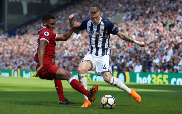 他不仅牢牢 他不仅牢牢