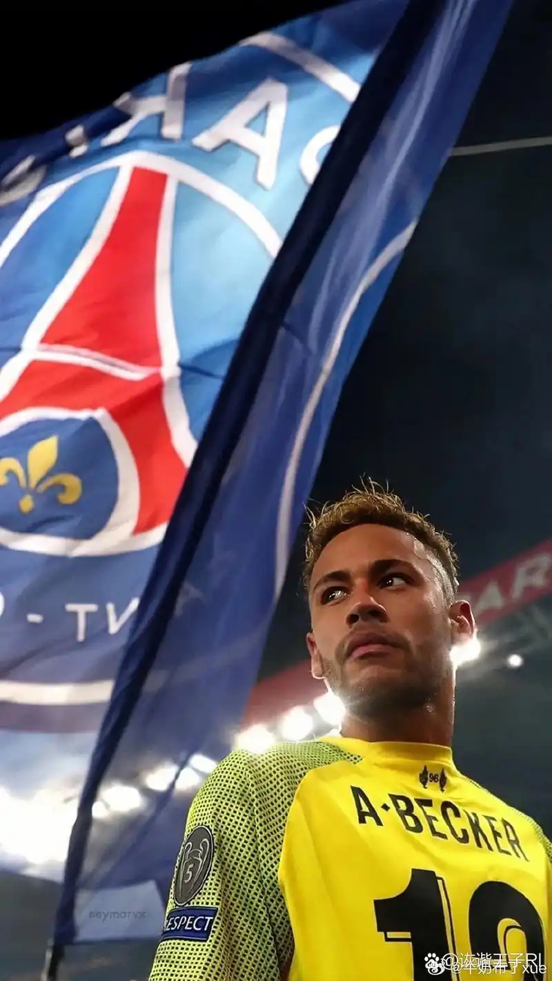 及其背景 及其背景