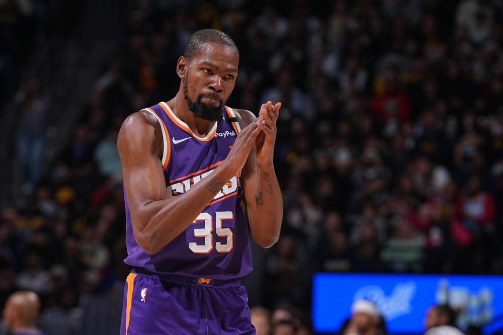 依旧吸引无 依旧吸引无