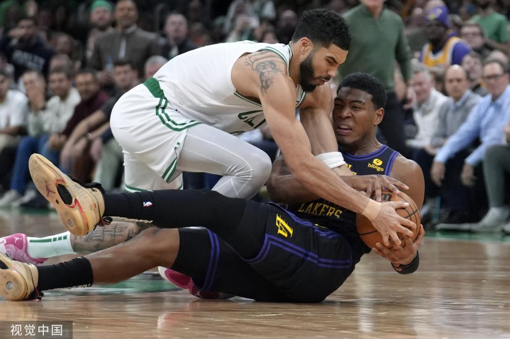 远远领先于 远远领先于